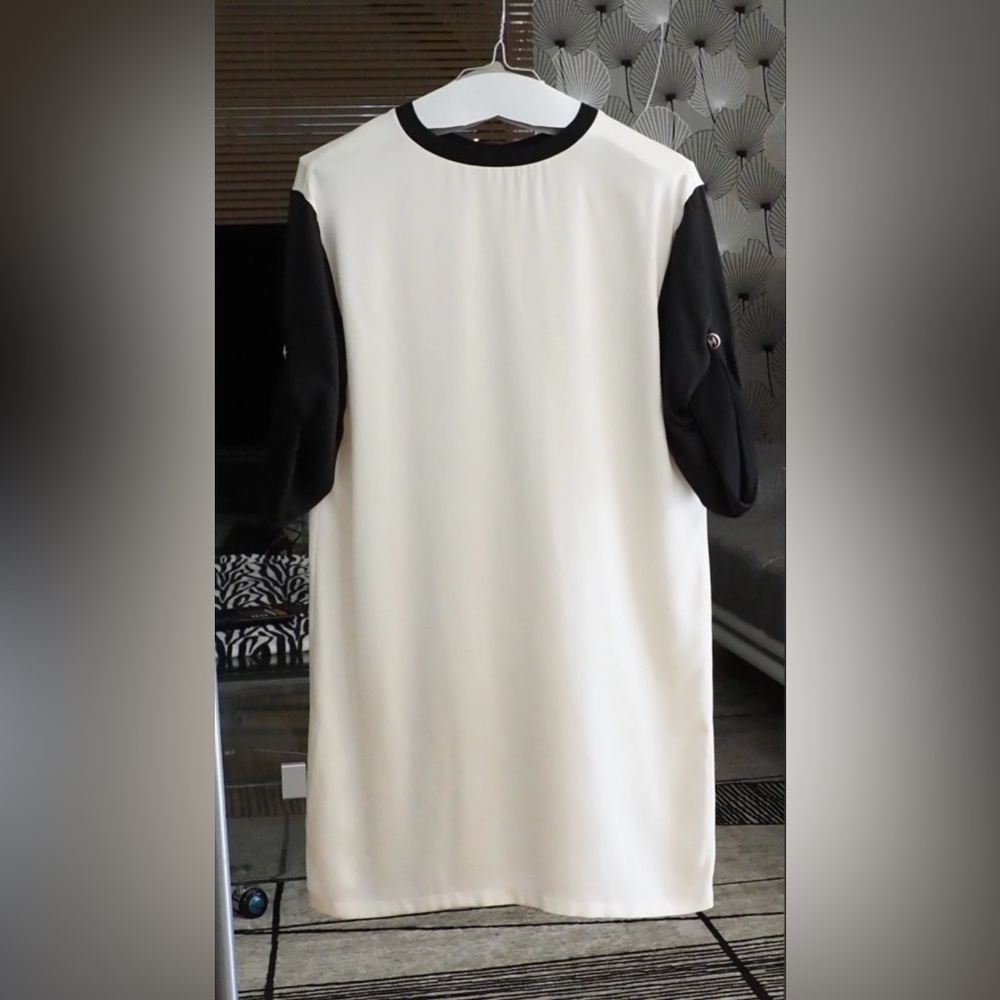 Authentic CHANEL Black Cream tunic Dress top